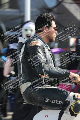 media/Oct-31-2025-CVMA Friday Practice (Fri) [[e9defcbea4]]/1-Around the Pits/